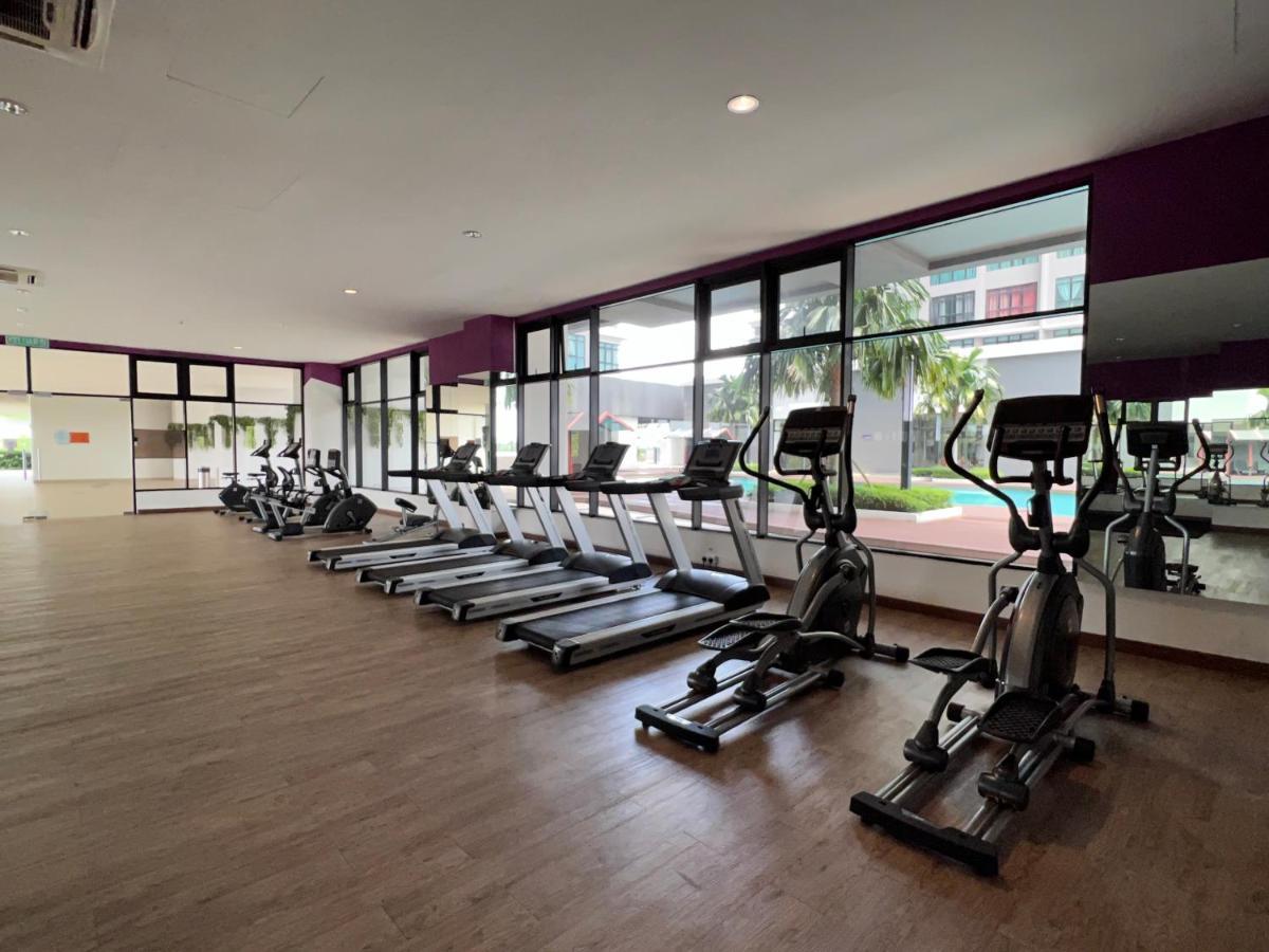 Apartment Conezion Botanical Suite: Spacious Family Retreat Near Putrajaya