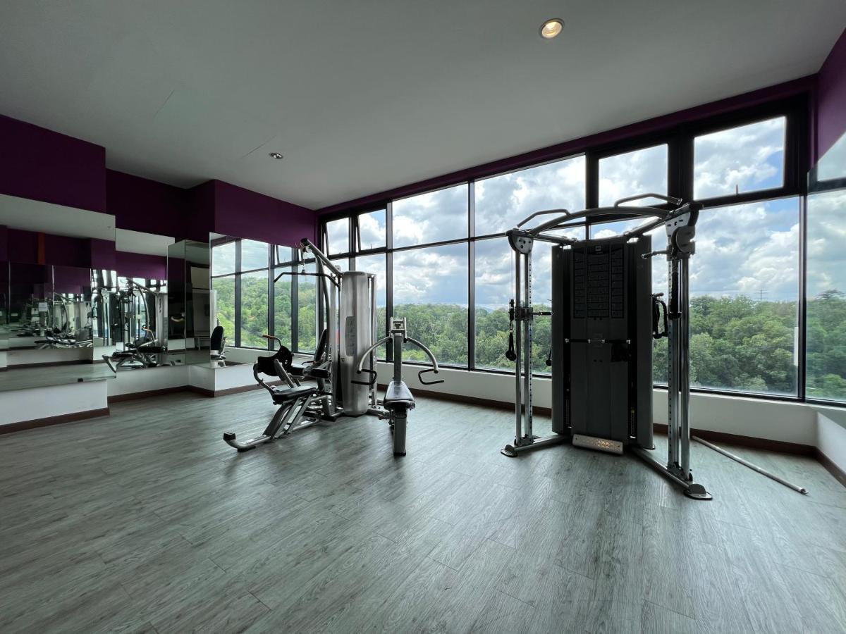 Apartment Conezion Botanical Suite: Spacious Family Retreat Near *